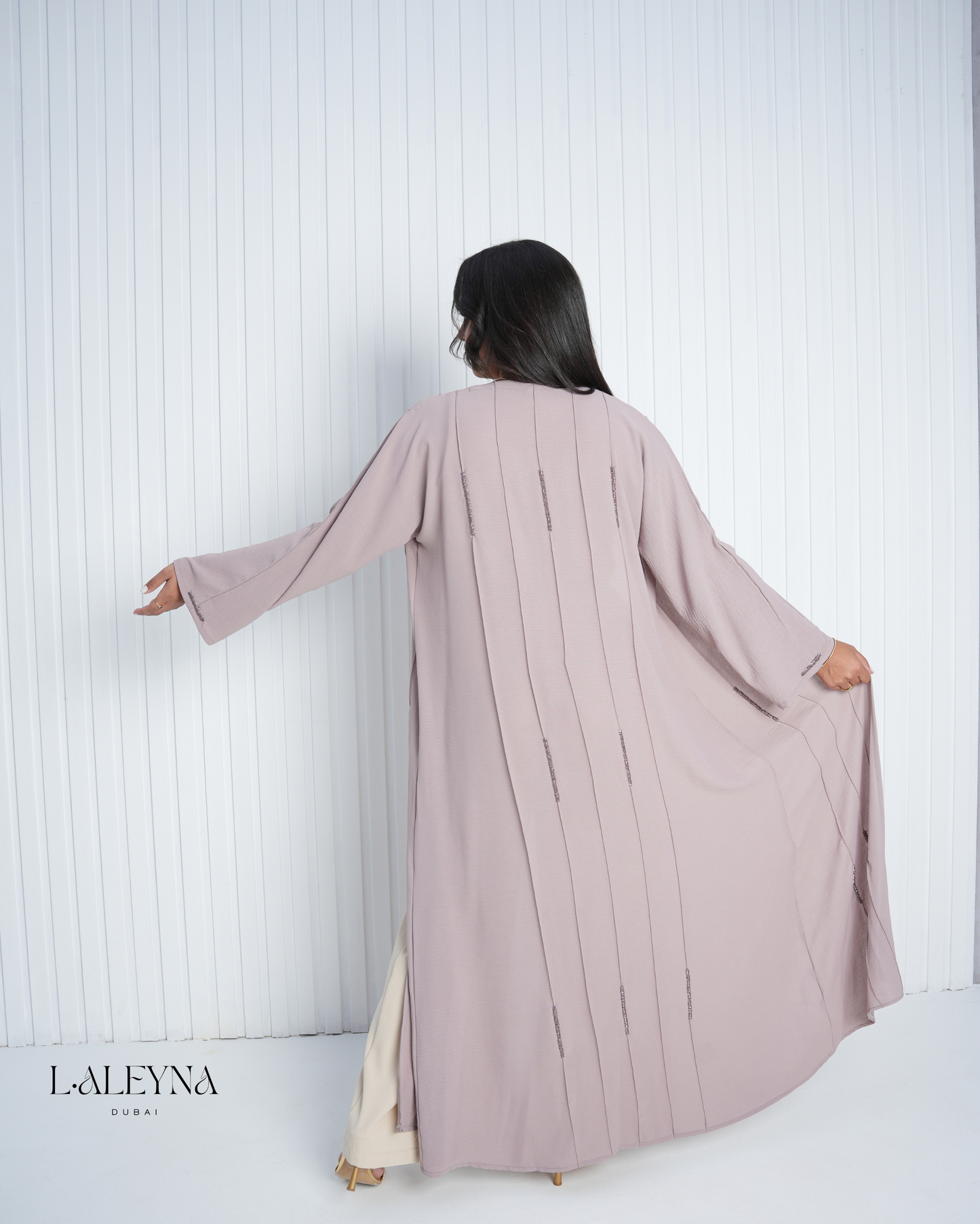 Abaya Lina