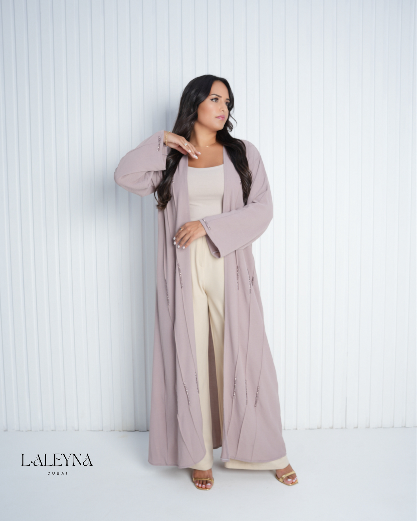 Abaya Lina